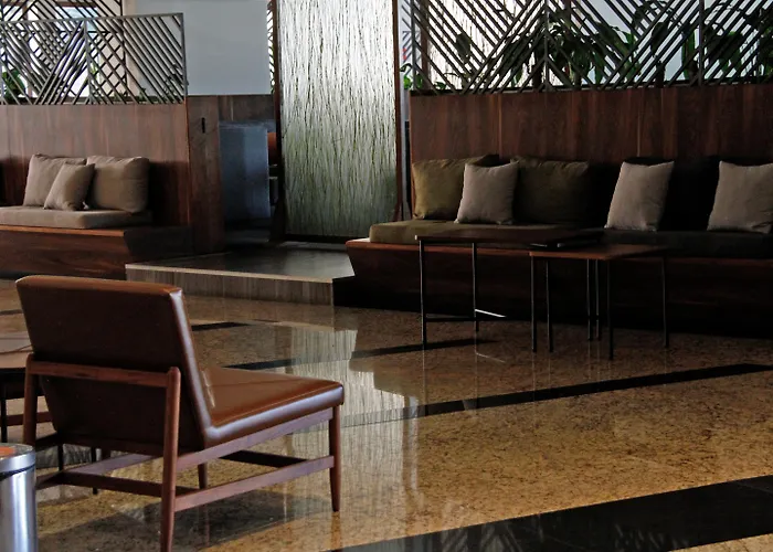 Hotel Riazor Aeropuerto 4*